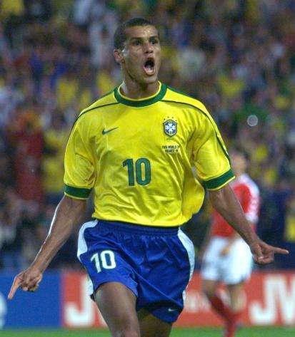 阵容星光熠 阵容星光熠