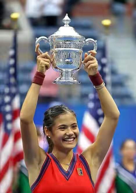 線的板凳深 線的板凳深