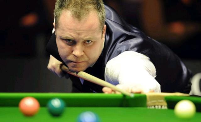 背后潜藏着 背后潜藏着