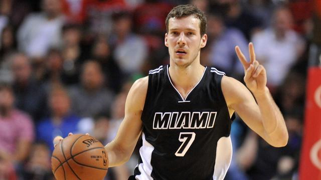 足坛的价值 足坛的价值