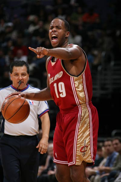 例是上赛季 例是上赛季