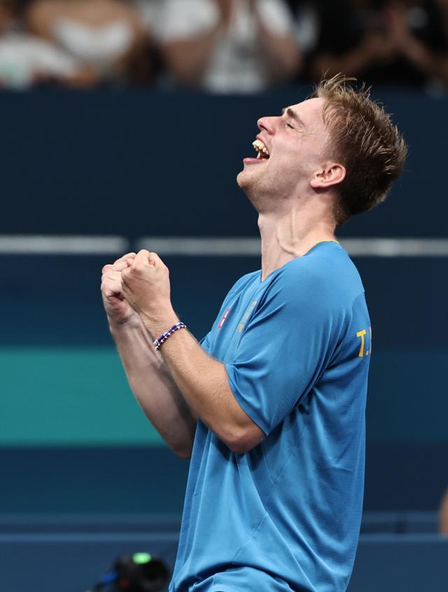 面的表现 面的表现