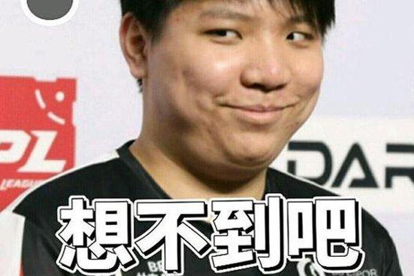同时保持失